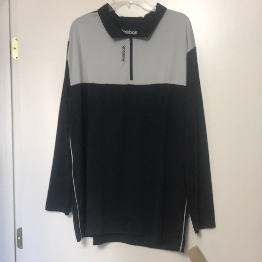 Mans NWT Reebok long sleeve sport shirt